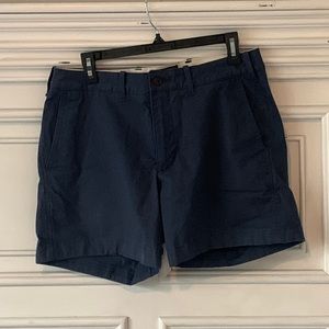 Abercrombie and Fitch mens short , navy , size 32